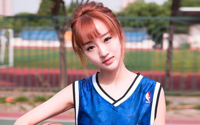 三个大学生慰问敬老院全文阅读界面